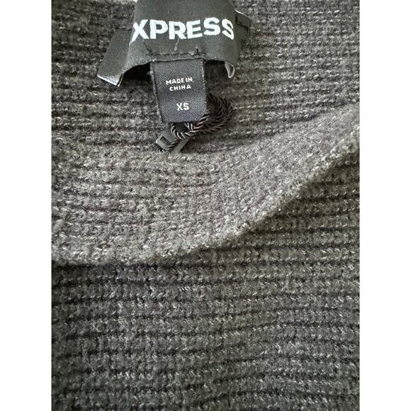 Express S charcoal ribbed asymmetric hem knitted sweater. - Picture 5 of 10